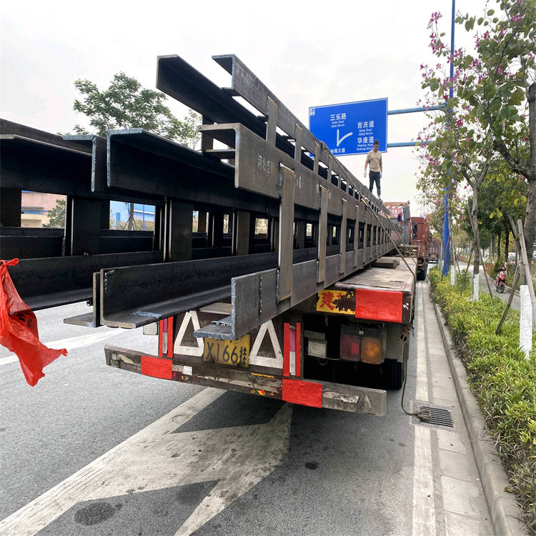 格構(gòu)柱